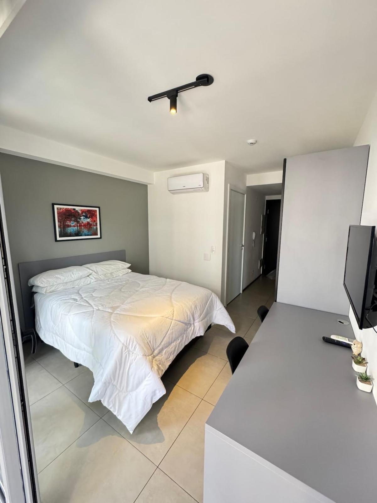 Apartamento 218 - Ap Moema | Prox Metro E Ibira! A/c, Wifi, Academia